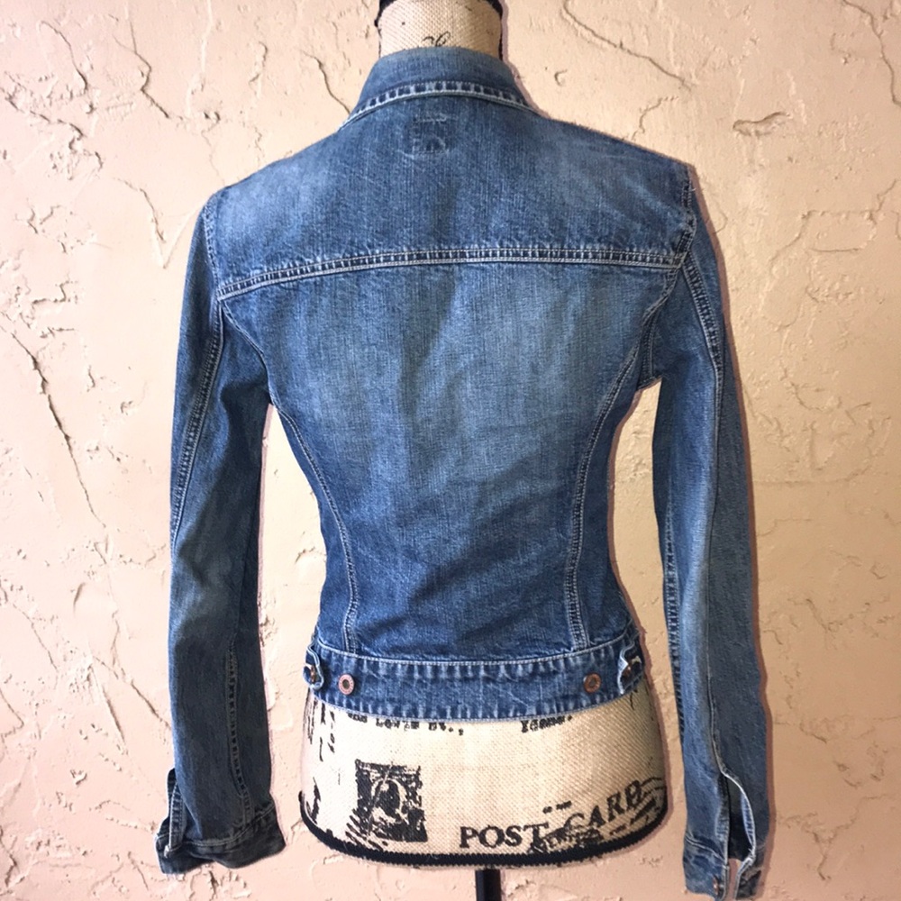🎊HOST PICK 🎊Gap Cropped Jean Jacket - Picture 4 of 7